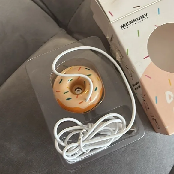 Merkury Doughnut Humidifier - Picture 7 of 7